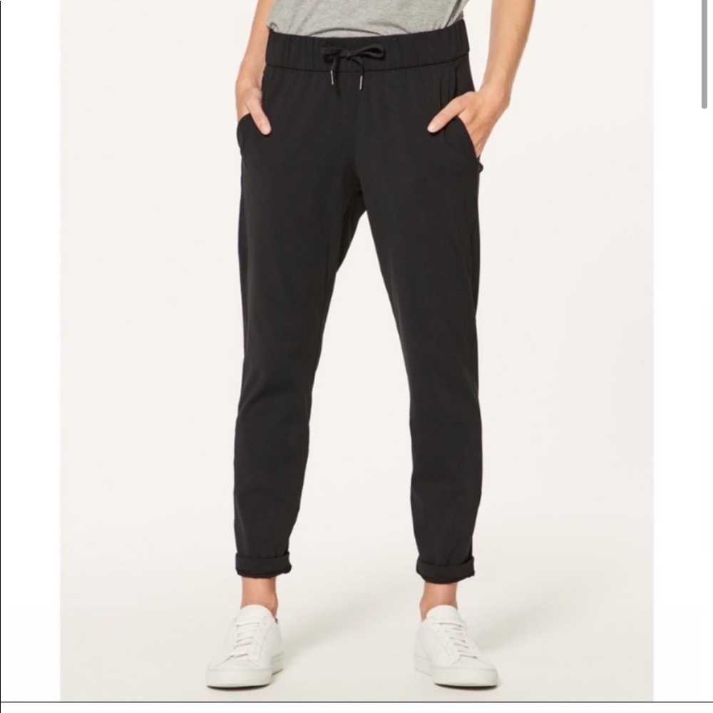 Lululemon on the fly pant woven